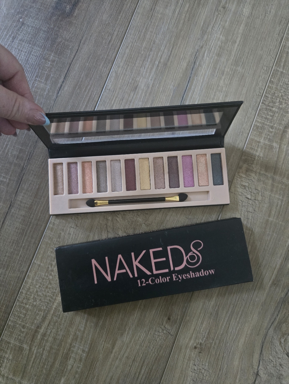 NAKED 12-Color Eyeshadow Palette – Neutral & Mauve Shades